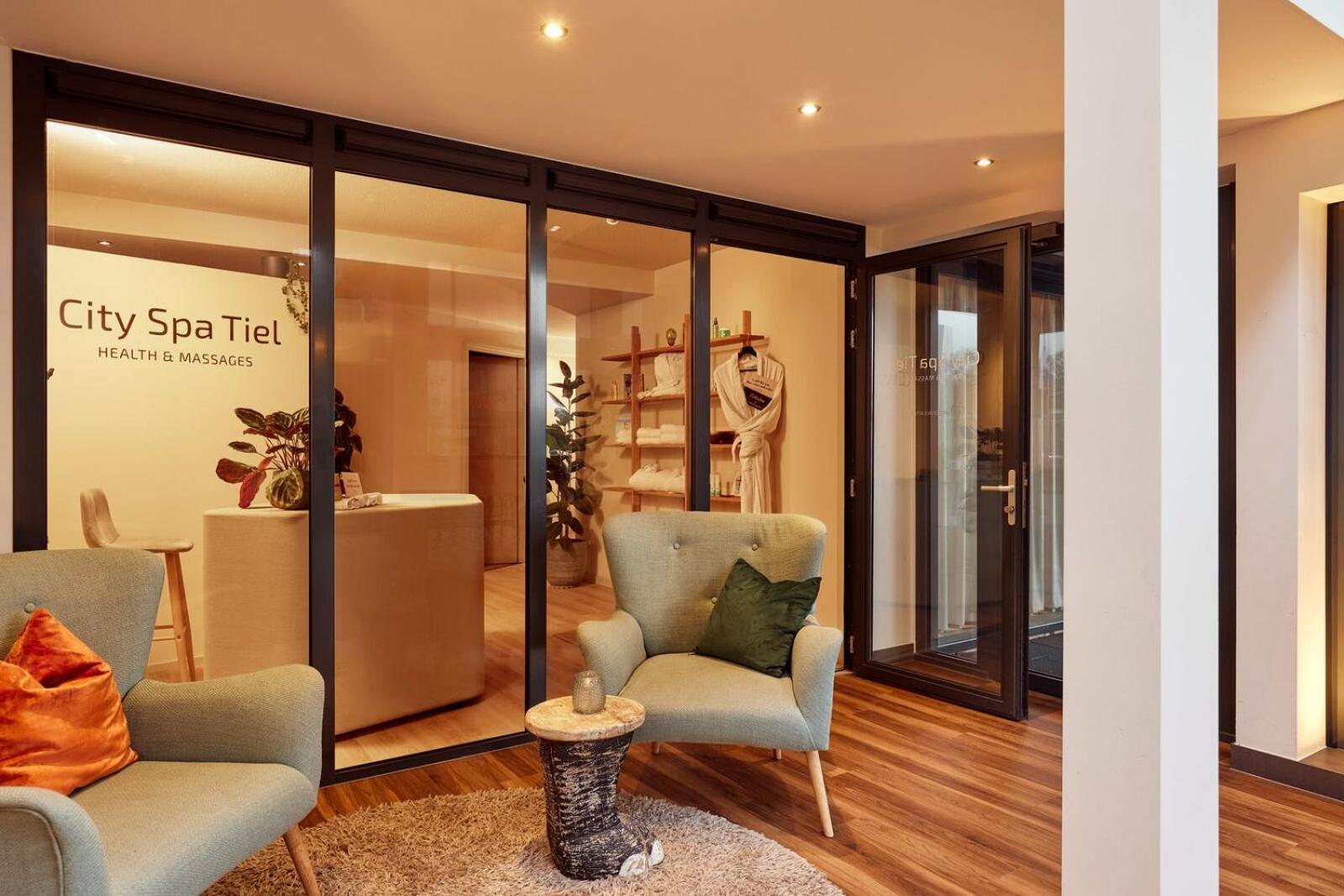 Van Der Valk Hotel Tiel Ngoại thất bức ảnh